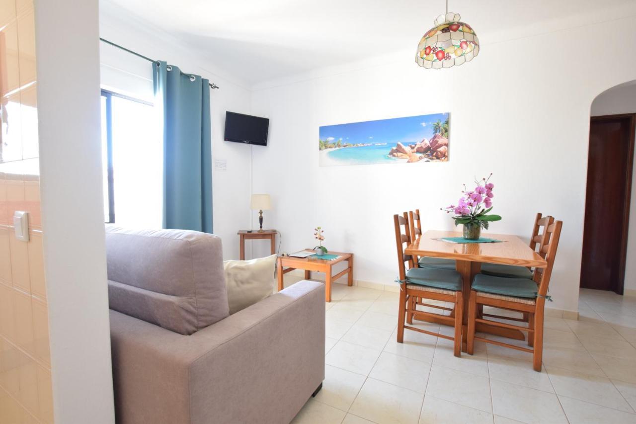 Apartamentos Carruna 阿尔布费拉 外观 照片