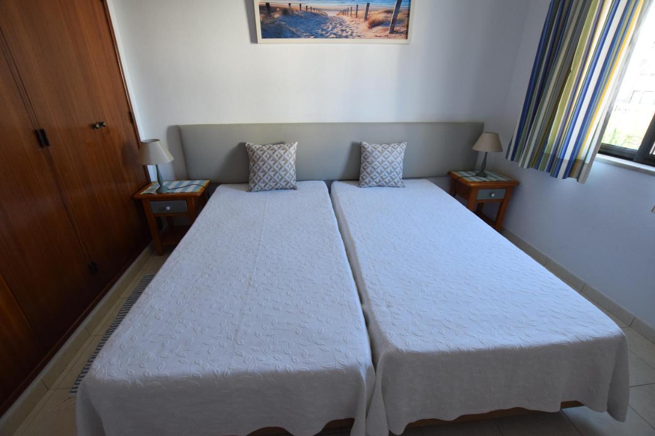 Apartamentos Carruna 阿尔布费拉 外观 照片
