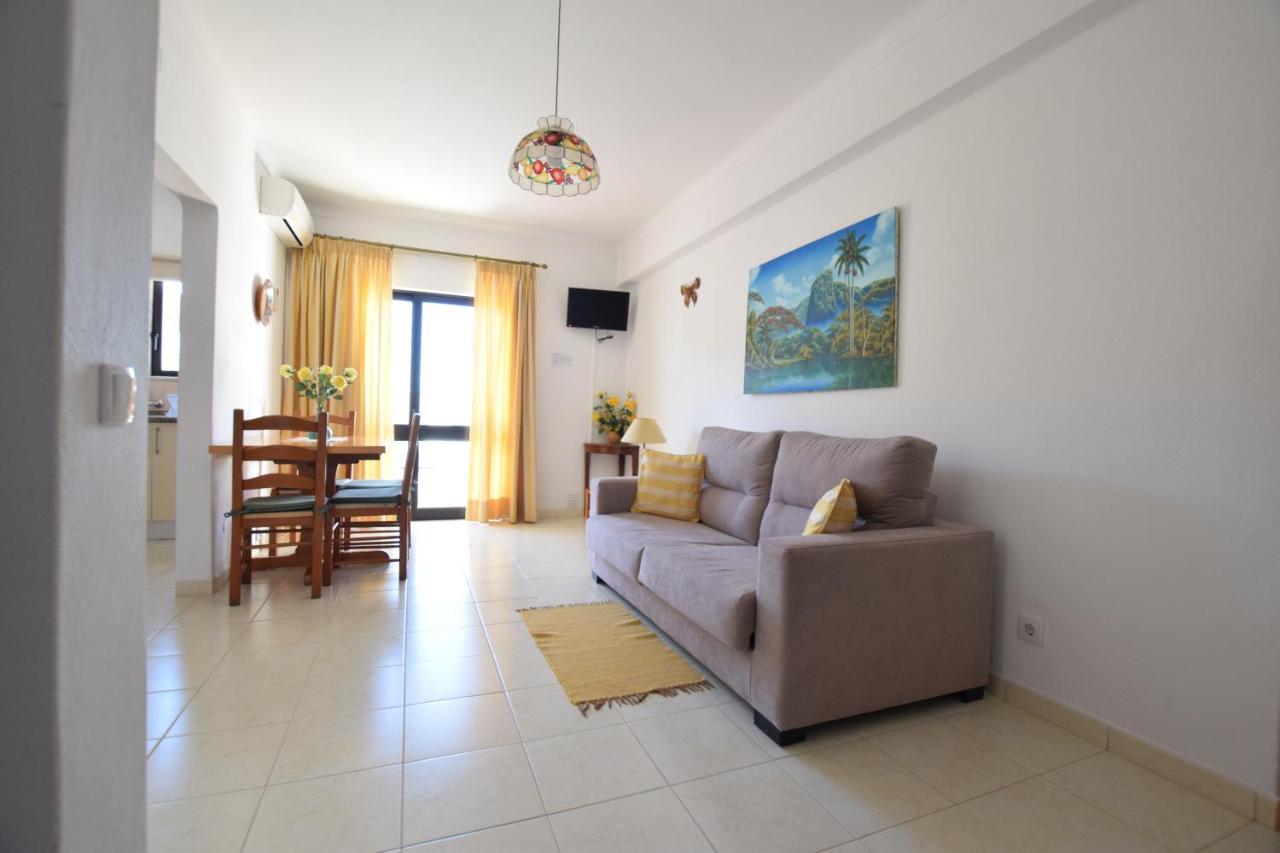 Apartamentos Carruna 阿尔布费拉 外观 照片